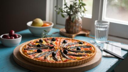 À mi-chemin entre la pizza et la pissaladière, cette tarte facile à préparer me rappelle les vacances en Provence